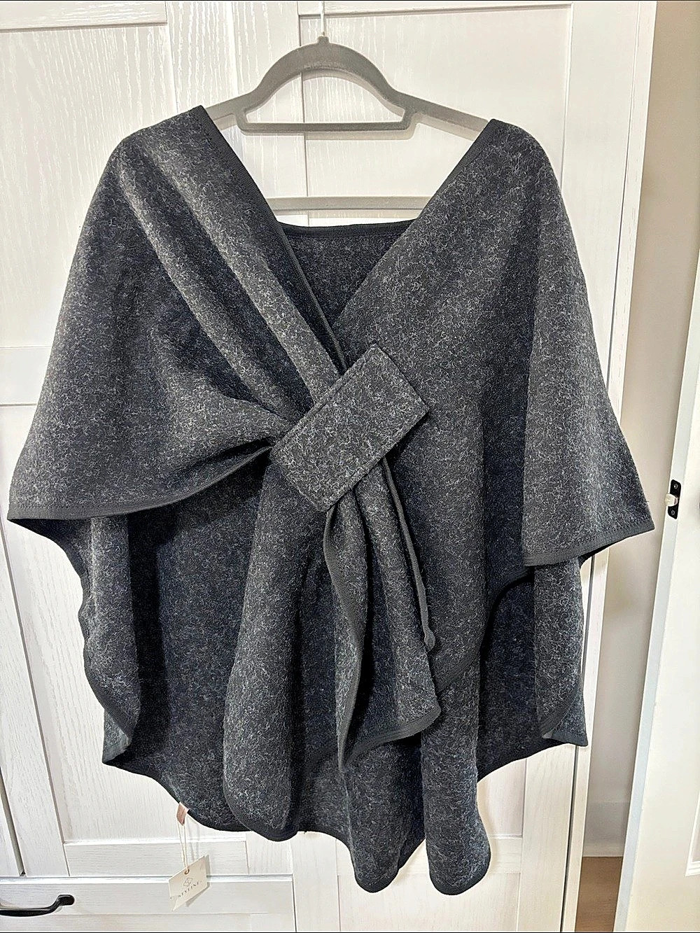 STYLINÉ Heritage Wrap Poncho Wrap Poncho in Black NWT